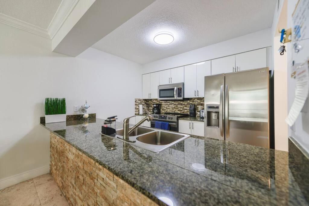 Centric Modern 40Thfloor Brickell Condo Free Parking By Palermo Home Miami Eksteriør bilde